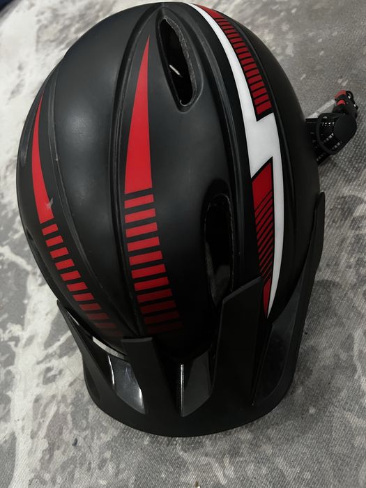 Продоется 2 шлема