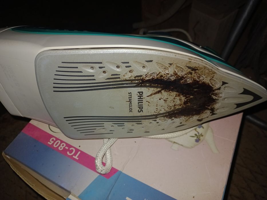 Продается утюг PHILIPS