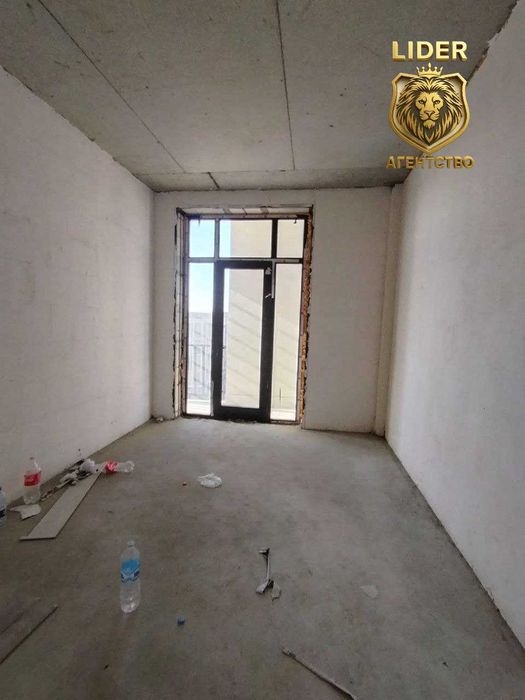 Продается 3х комнатная квартира ор.р Шарк1 Базарчик цена 42800 у.е