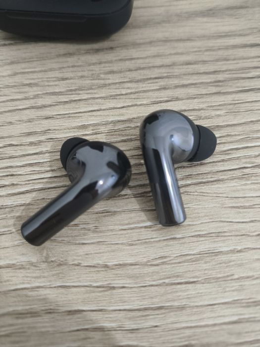 Продам Oneplus buds 3