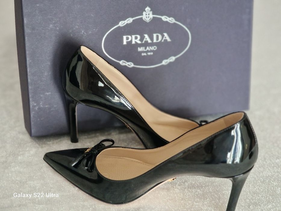 Pantofi originali Prada