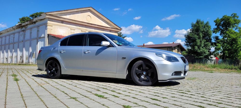 Bmw E60, 2.2i benzina