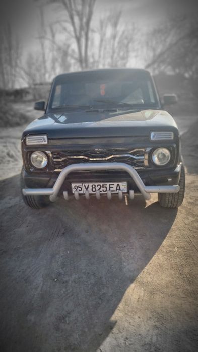 Lada Niva 4x4 sotiladi