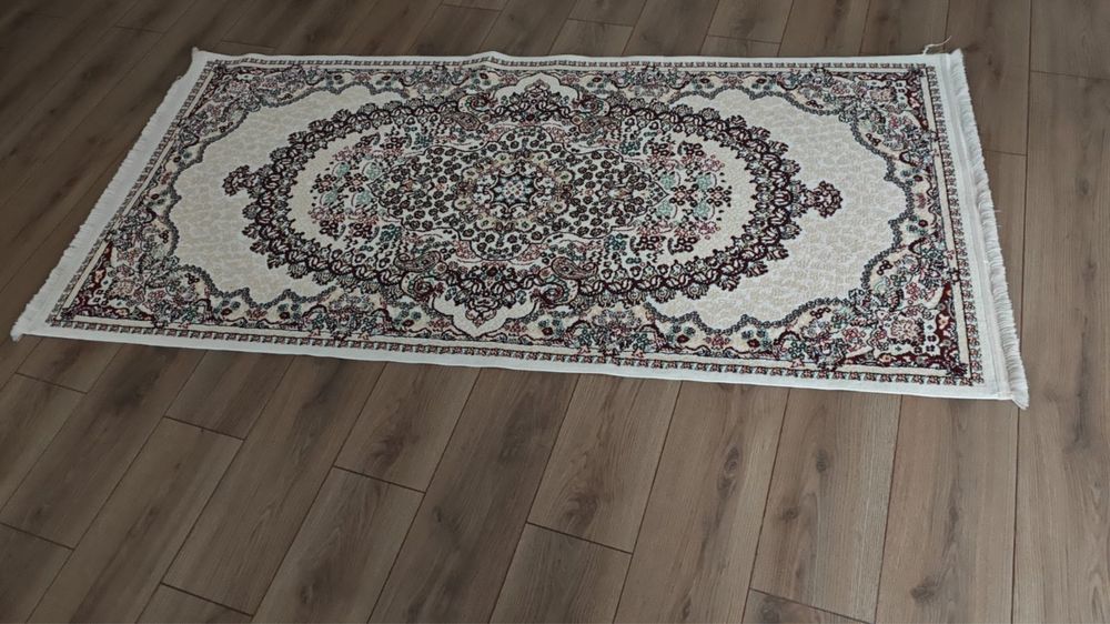 Продам в отличном состояний ковер