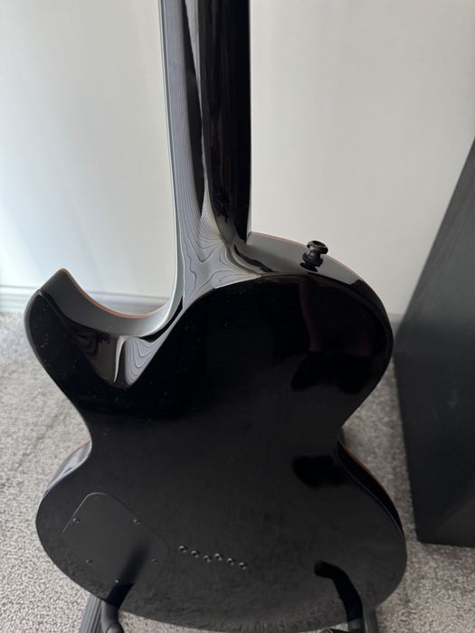 CORT Z44 BK с еmg HZ-H4 (H-H)