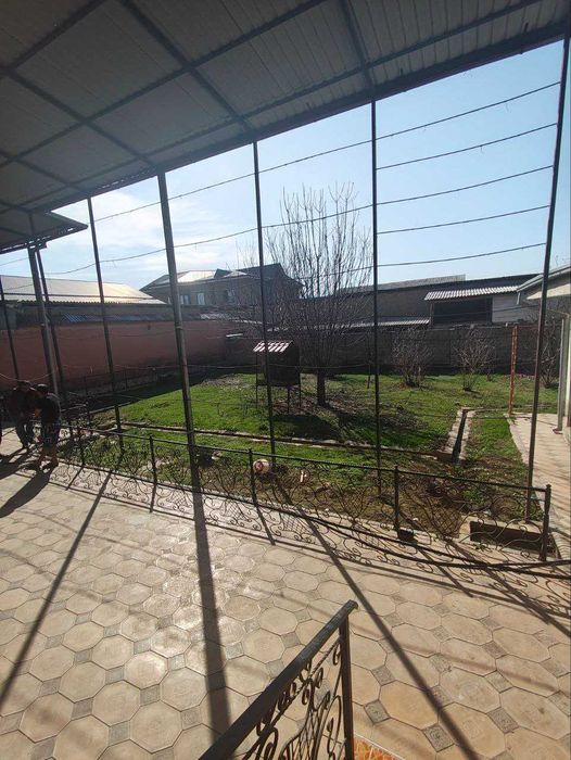 Срочно катта уй Зангиота Зиёратгохи 8,5 сотих 6 та хона