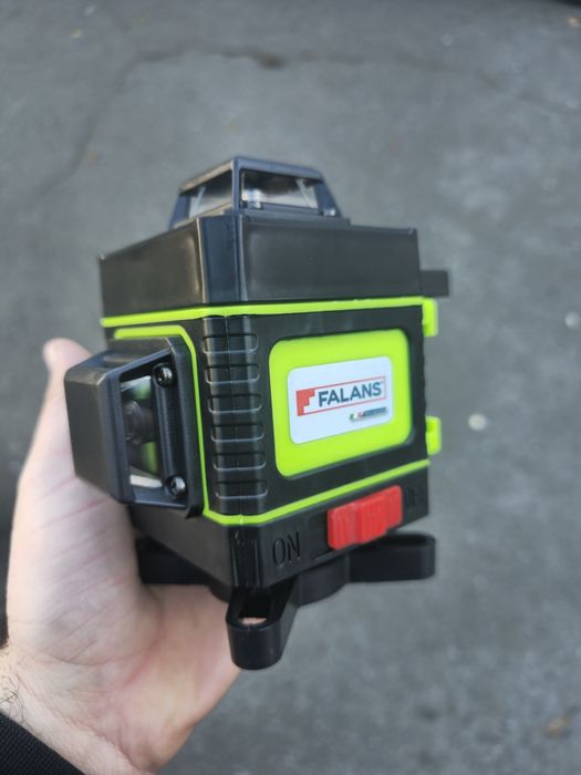 Лазерен нивелир Falans 4D 16 Линии