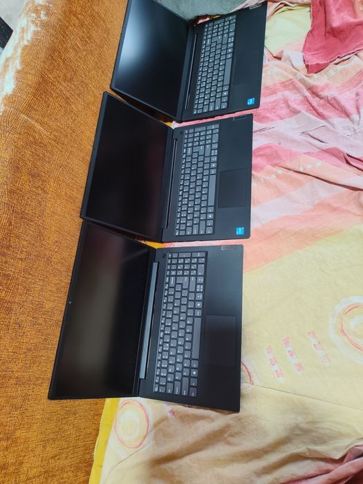 Vând leptop Lenovo w15 G5