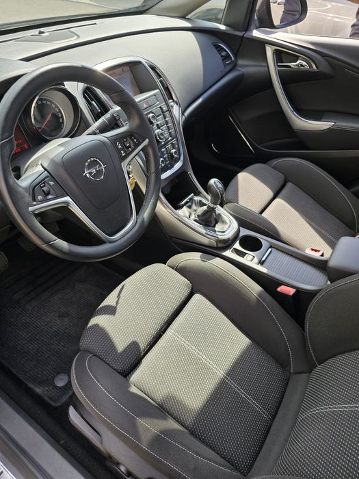 Opel Astra J 1.7 CDTI Cosmo