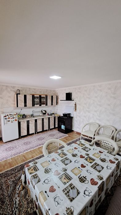 Uy sotiladi Toshkent viloyatida