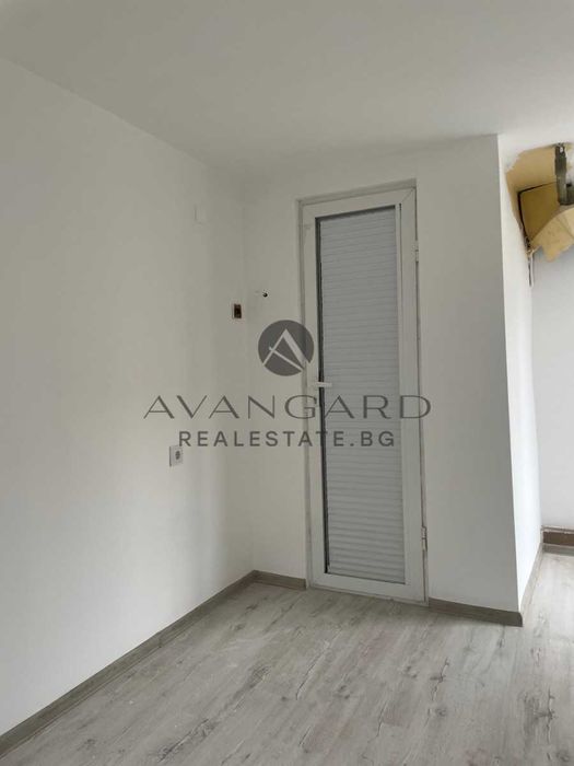 оф.22522 Офис до Тримонциум