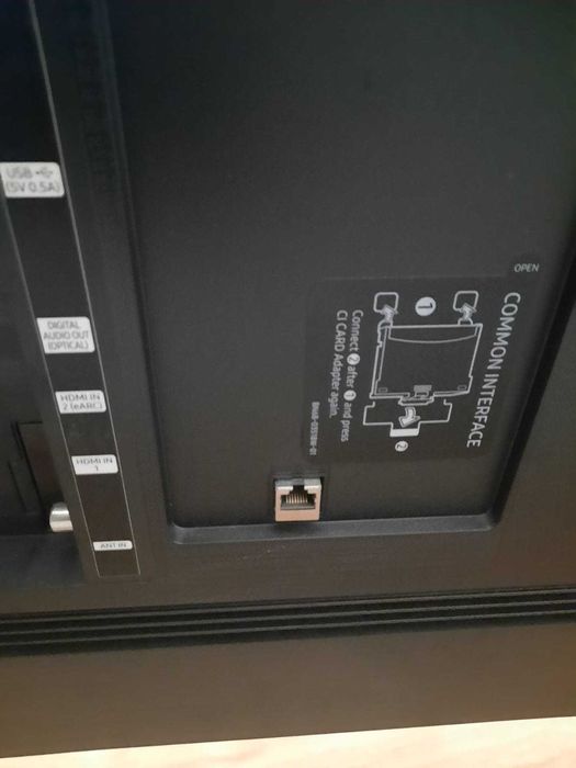 телевизор Samsung 75 инча