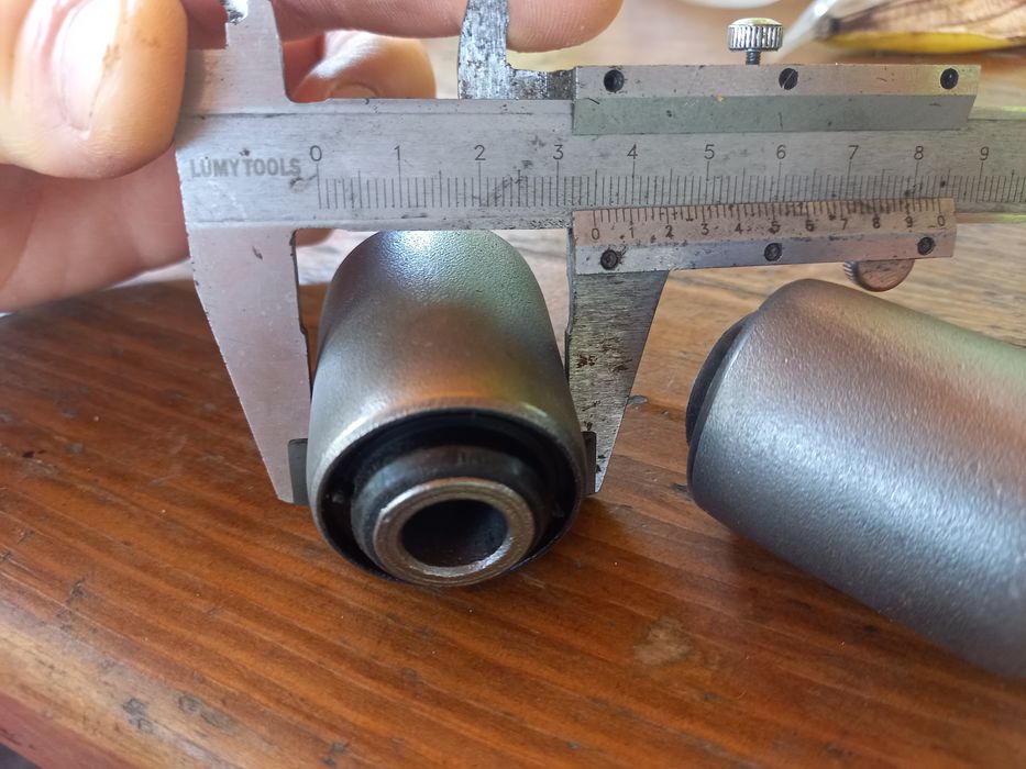 Bucșe punte spate spate Opel Vectra C bucasa brat Signum bucși Opel