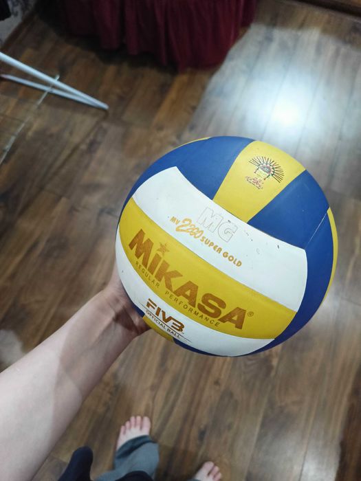 Мяч mikasa FIV3 оригинал