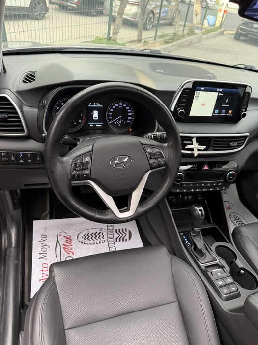 Hyundai tucson 2,0