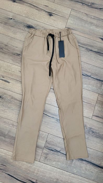 Pantaloni piele ecologica noi cu eticheta