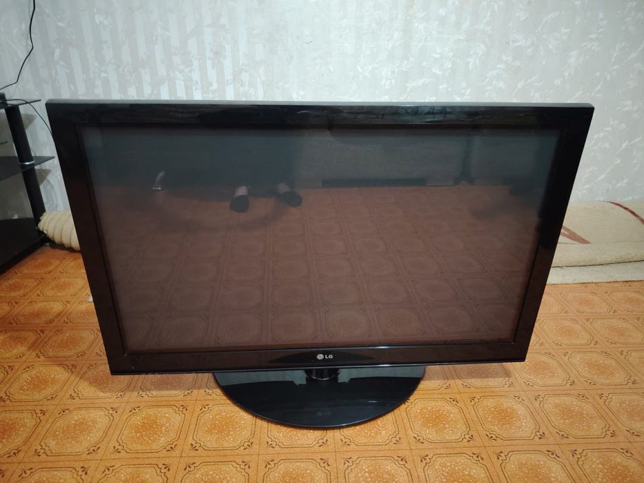 Телевизор LG б/у
