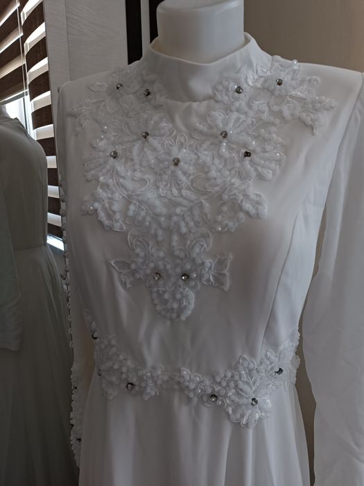 Платье вечерняя.