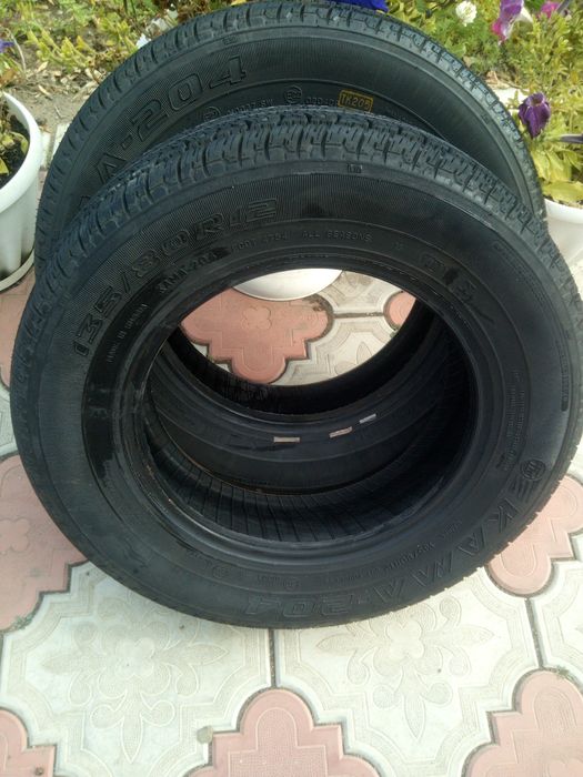 Продам 2 колеса на 12 диаметр