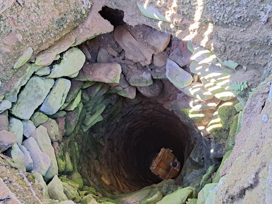 Curatare fantana decolmatare