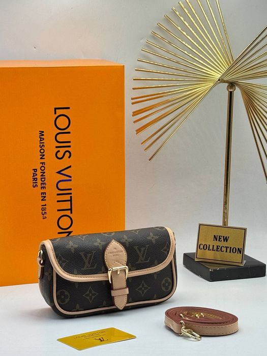 Стилна дамска чанта