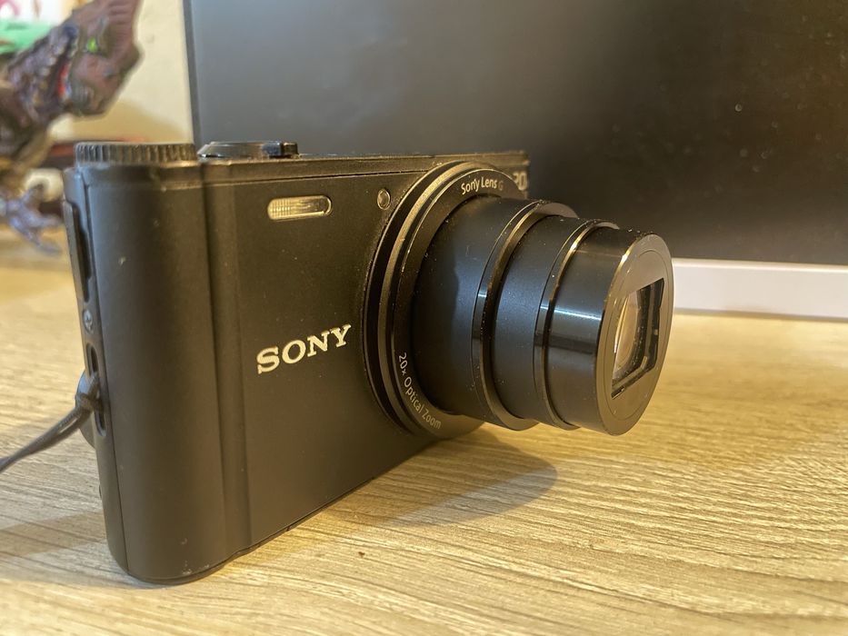 Фотоапарат Sony WX350