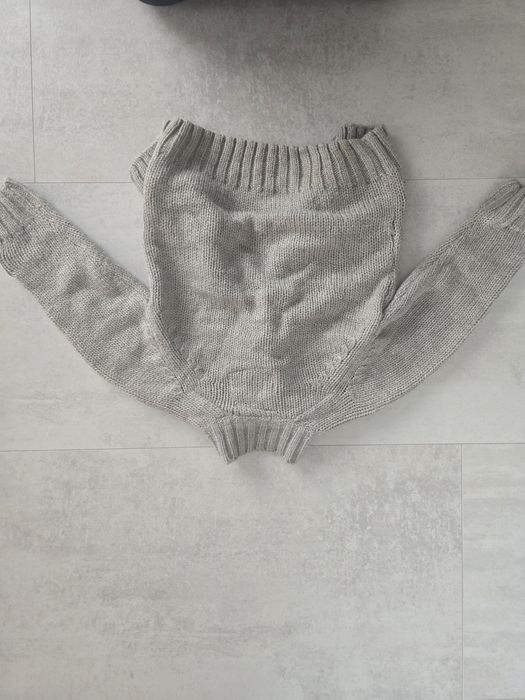 Pulover cu nasturi pentru copii