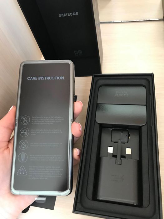 SAMSUNG GALAXY Z Flip 256gb Mirror Black