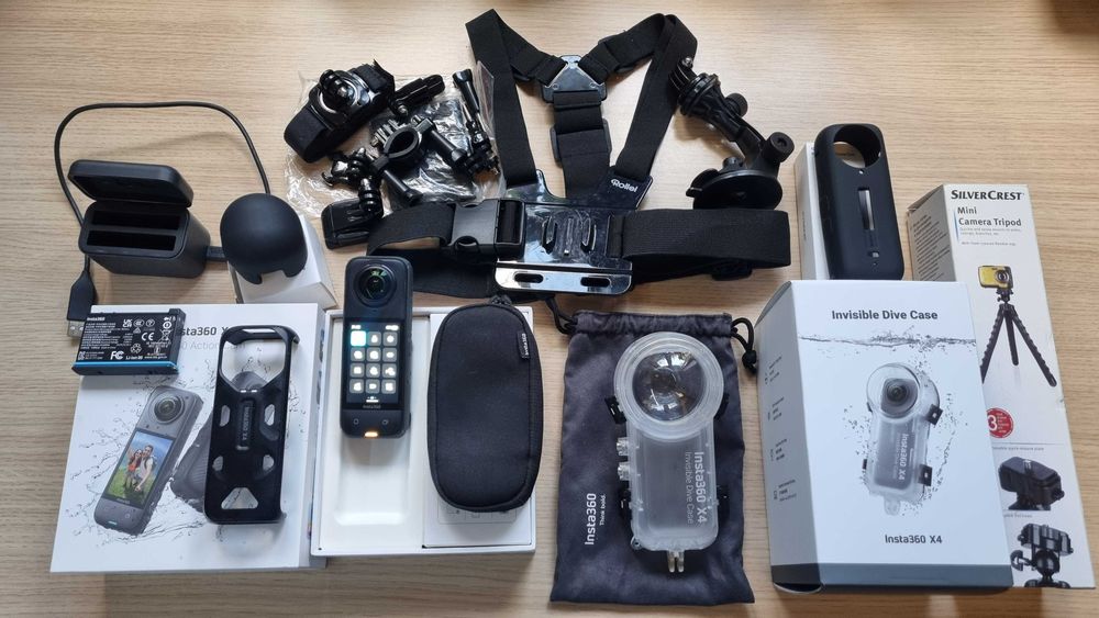 Insta360 X4 originala + 2 baterii + Carcasa Subacvatica + multe accesorii