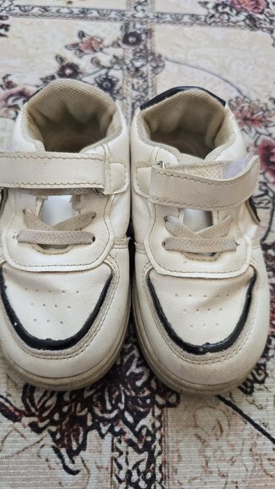 Кроссовки 24 р в отличном.