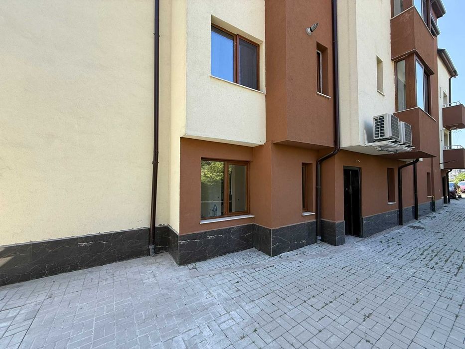 продавам две жилища в квартала овча купел до парк кукуряк