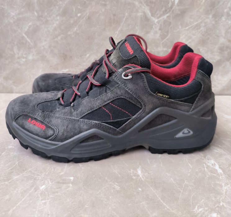 Мъжки обувки Lowa  номер 45,5