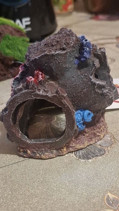 Продам декорации для аквариума