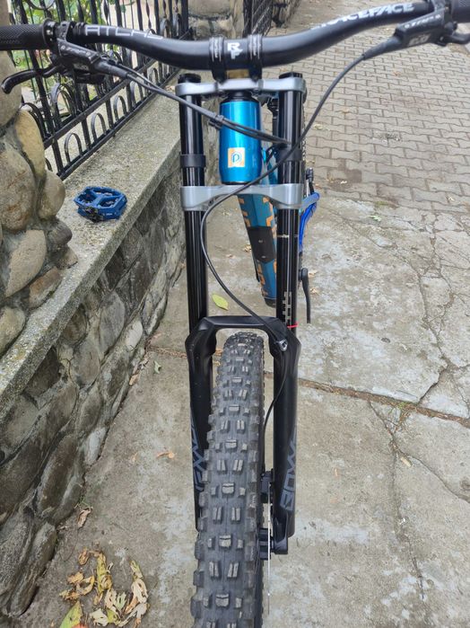 Polygon Collosus DH9 2026 S size
