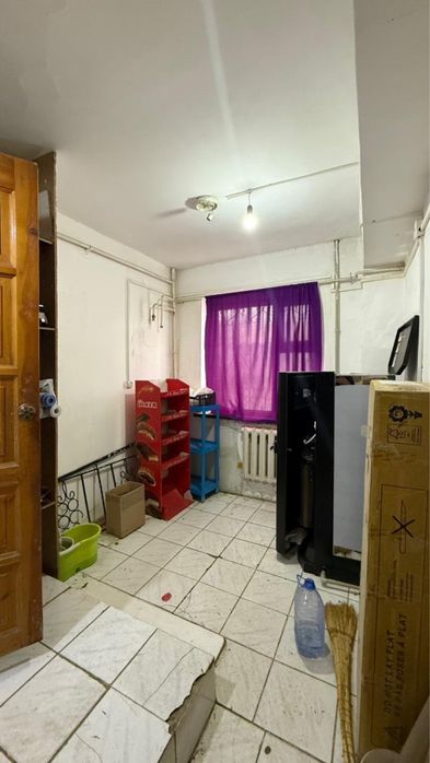 мкрн Шұғыла 8 ден магазин сатылады.