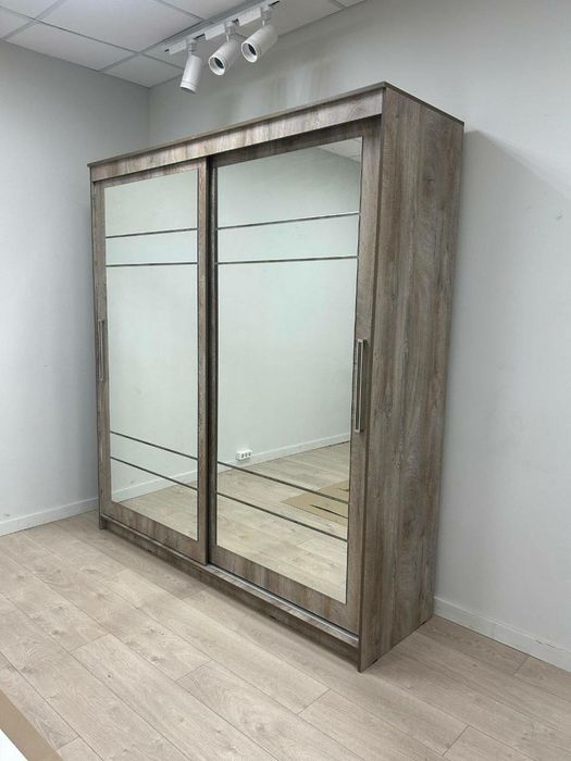 Шкаф купе /Новие шкаф размер/В*220 Г*56 Ш* 200