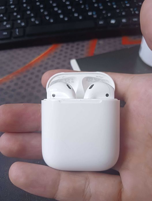 Слушалки Apple AirPods 2