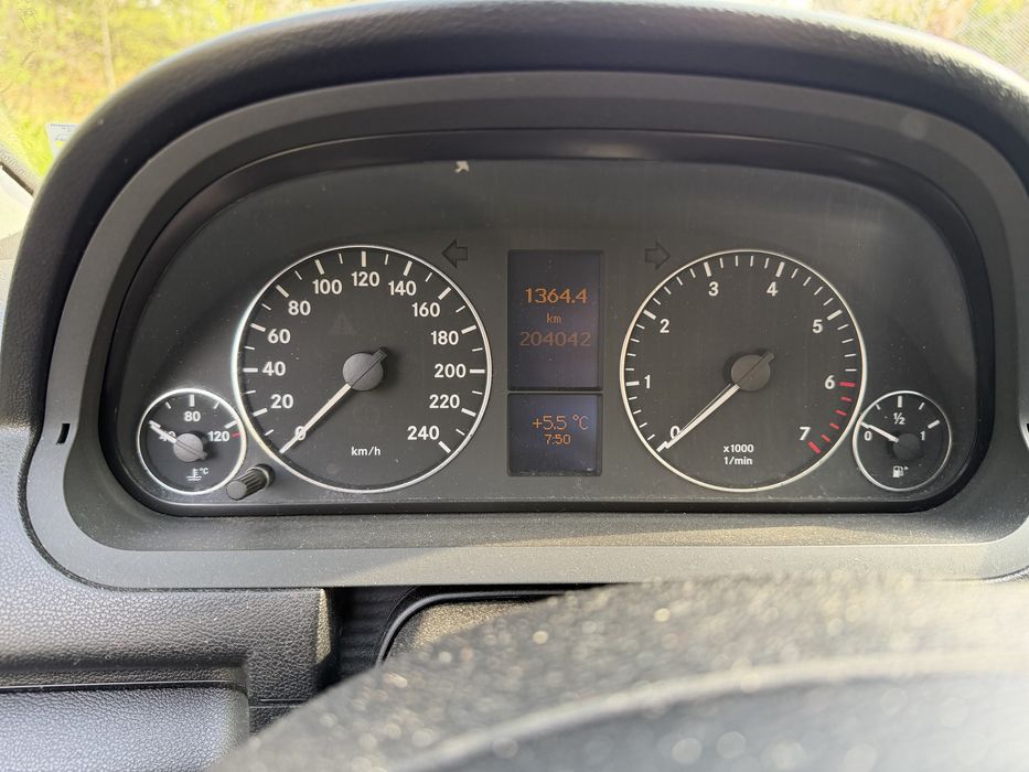 Мерцедес А150 бензин