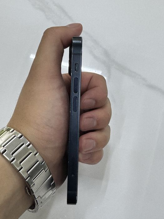 Продаеться Iphone 13 mini