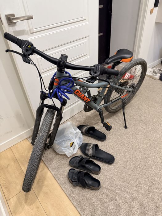 Продам велосипед giant