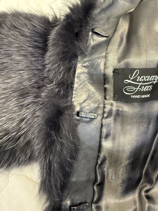 Продам роскошную песцовую шубу