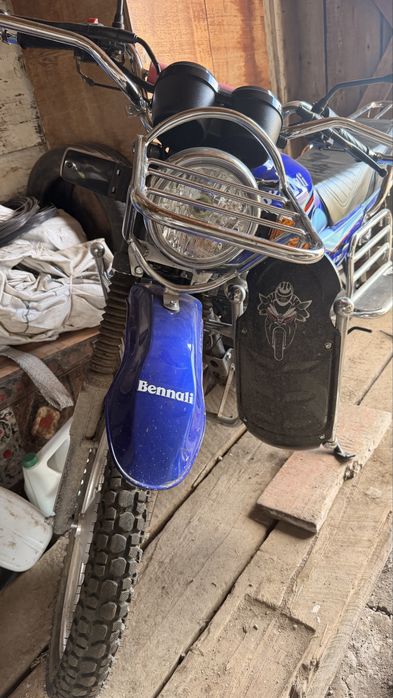 Мотоцикл bennali