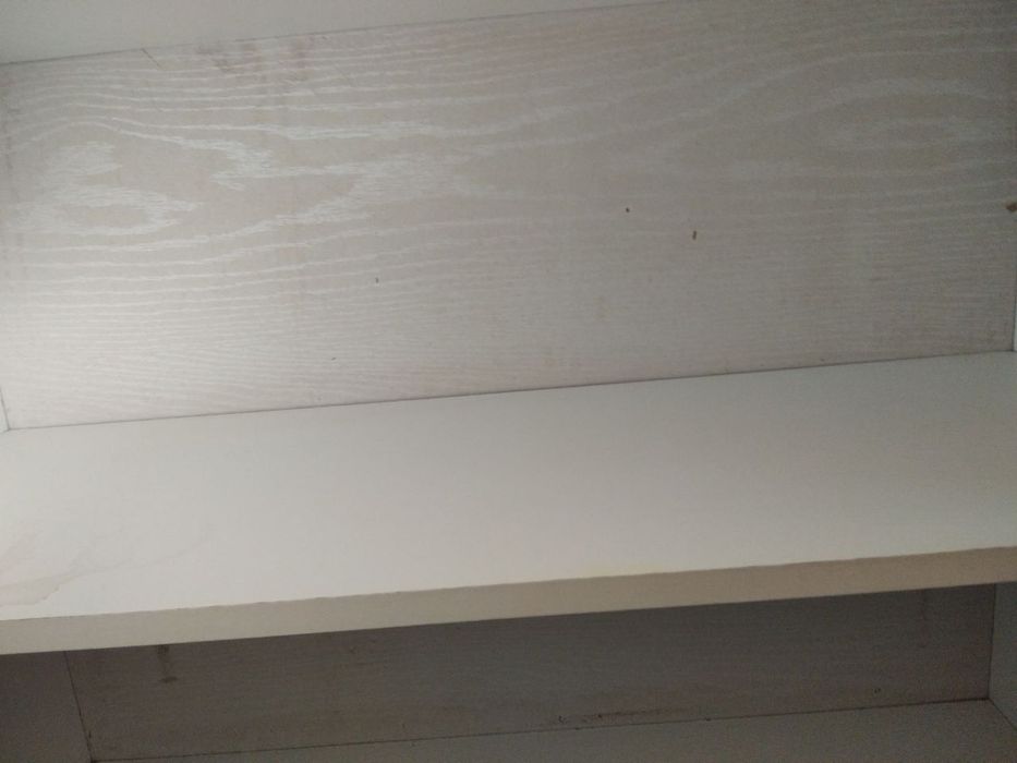 kuxinniy mebel sotiladi