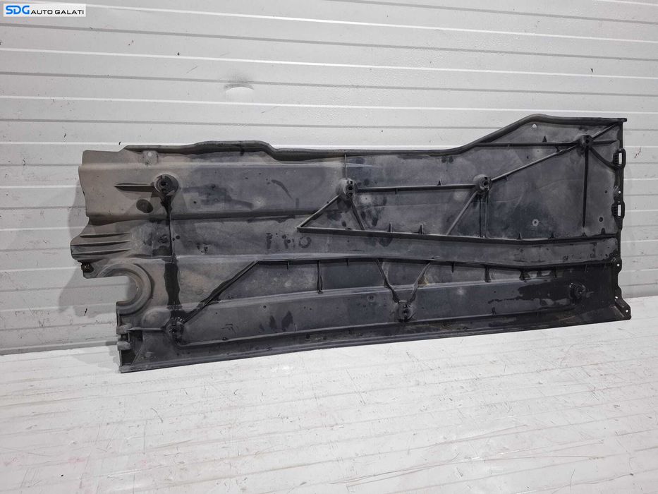 Scut Lateral Stanga Protectie Caroserie Podea Prag Volkswagen Passat B8 Sedan Berlina Limuzina 2014 - 2023 Cod 3Q0825201H [L3947]