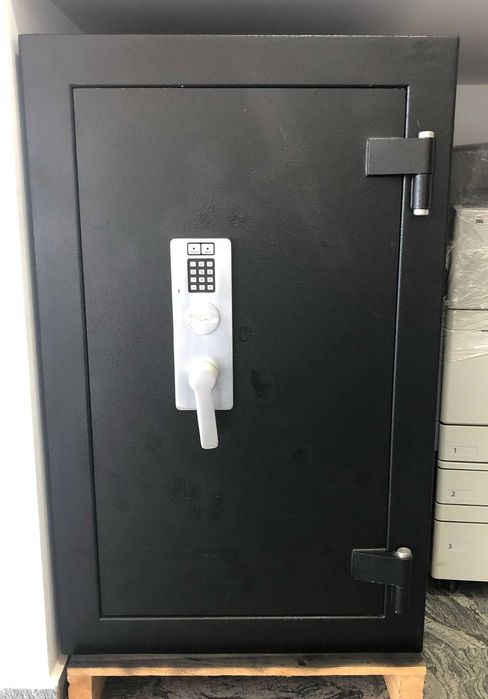 Vand seif metalic 500 kg – 110x70x60 cm
