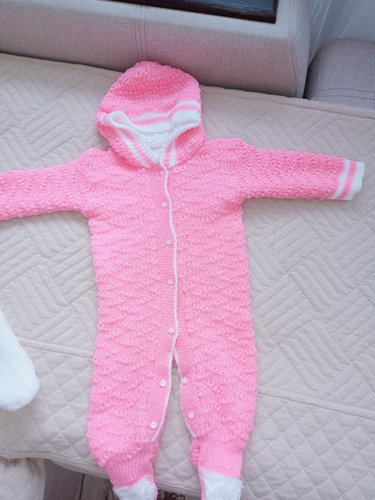 Комбинезоны на весну .0-6мес