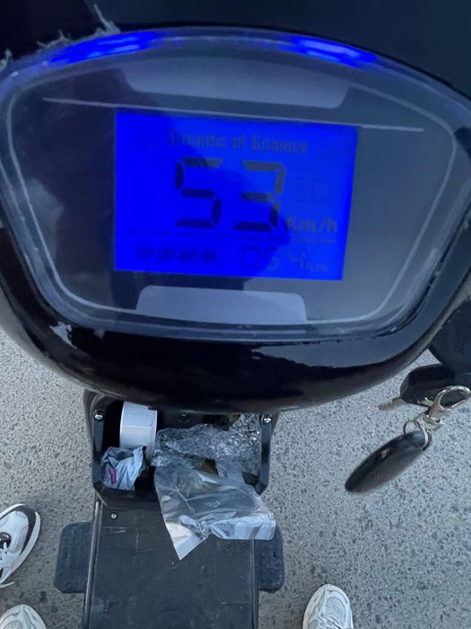 Электрскутер            .