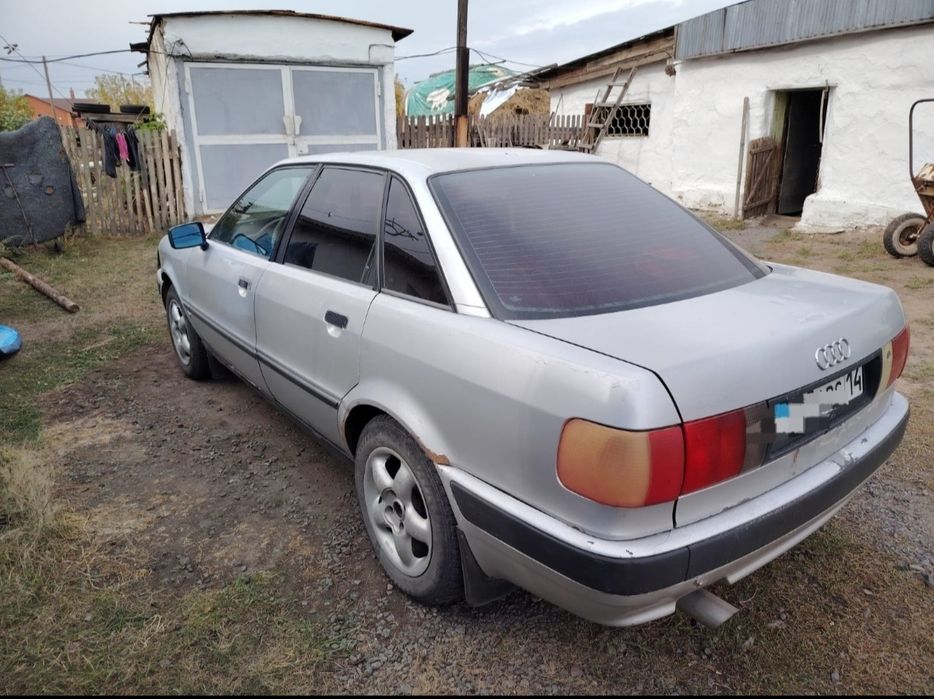 Продам машину. Ауди В4