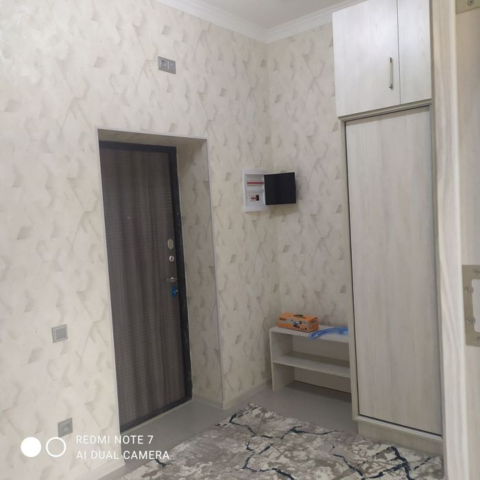 Продаю Сергели1 1/4/7 Новостройка