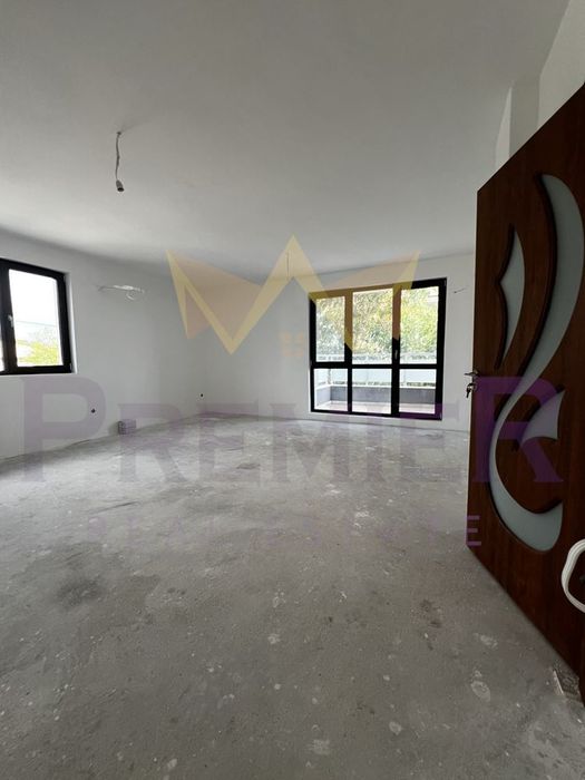 Продава се Двустаен апартамент в Варна, Виница - 75 кв.м за 1447 €/кв.м - Снимка #3